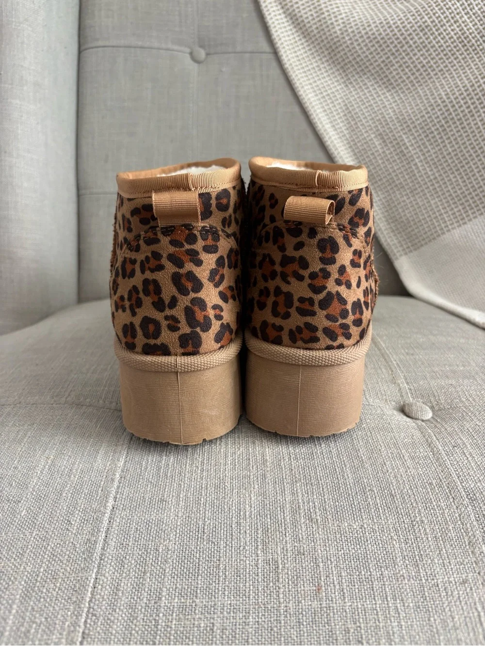Mudd Leopard Print Ankle Booties in Brown and Black